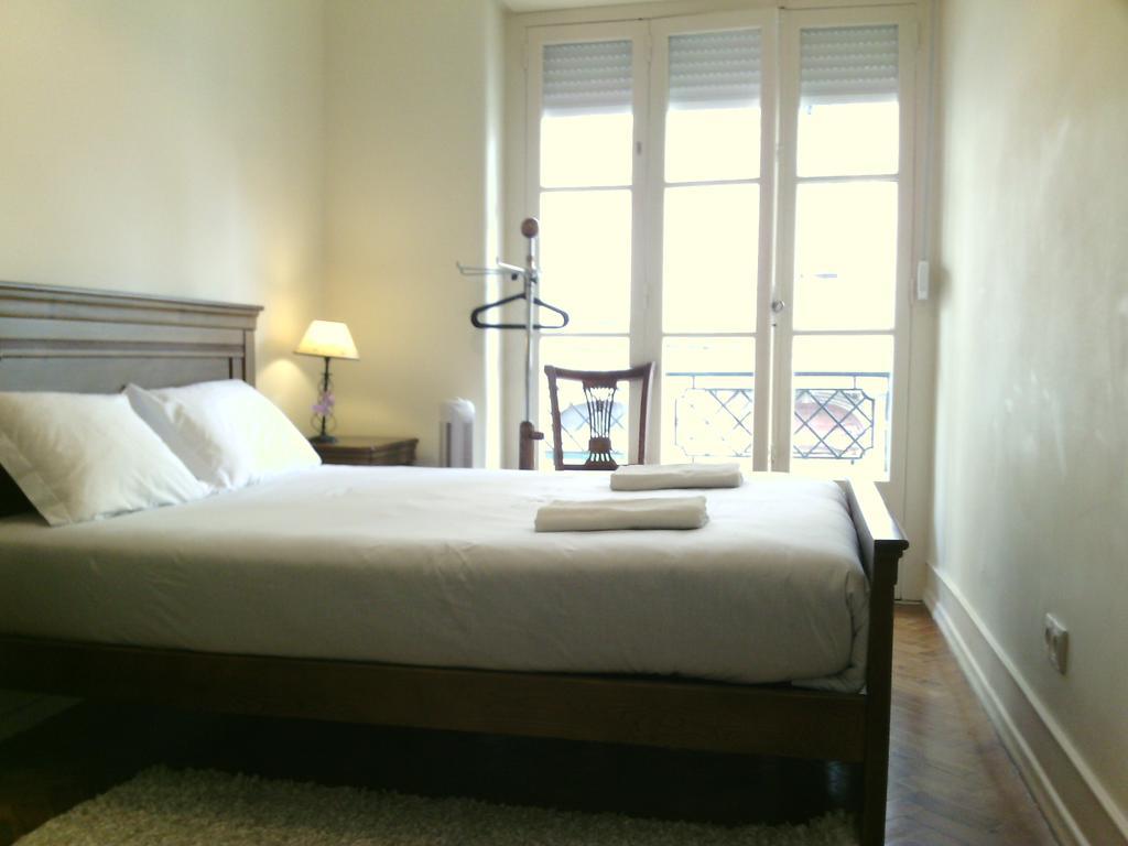 Voyage Guest House ลิสบอน ภายนอก รูปภาพ